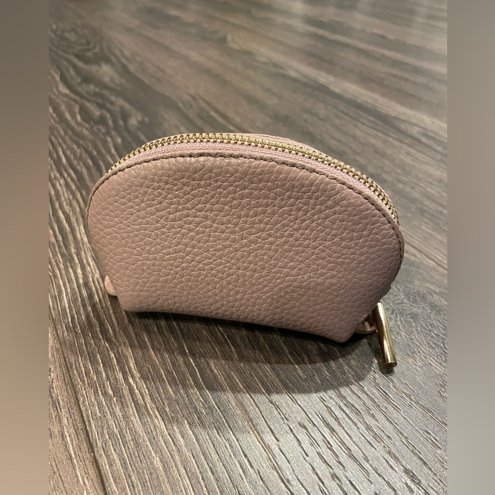 Cuyana Mini Travel Case Soft Rose - Picture 2 of 9